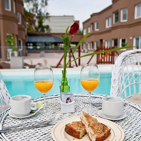 Pro Hotel Pilar  Eksteriør billede